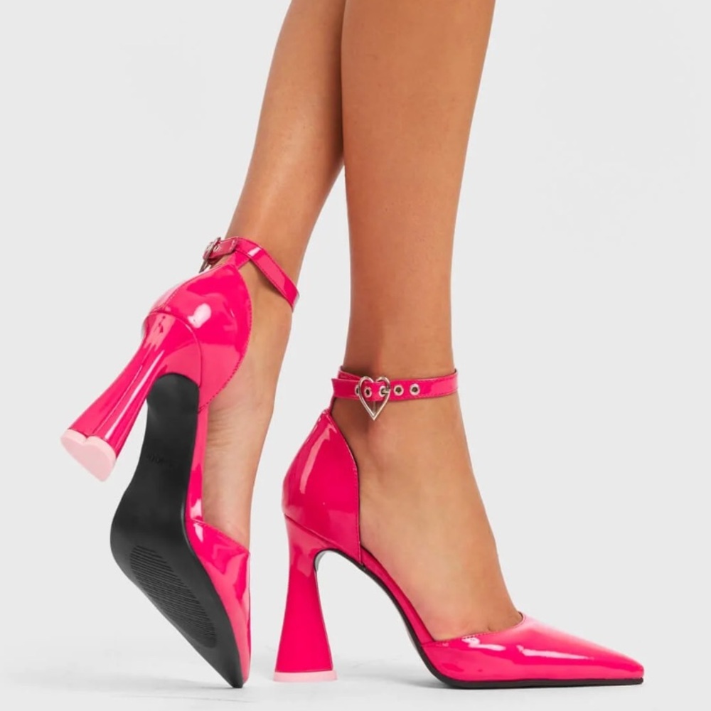 LAMODA Sweetie Pie Platform Heels in Fuchsia Patent size 7